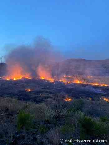 I-17 reopens near Bumble Bee after Sunset Fire forced road closings