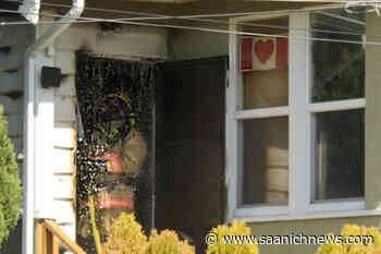 UPDATED: Saanich firefighters contain Orillia Street house fire - Saanich News