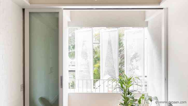 Welsh + Major uses patterned window screens for residential extension in Sydney