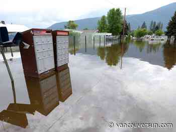 Flood risk rises in parts of B.C., falls elsewhere, due to rain, snowmelt