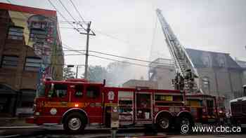 4-alarm fire at construction site near Queen and Sumach 'under control': Fire chief