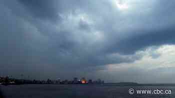 Mumbai braces for its 1st cyclone in over a century
