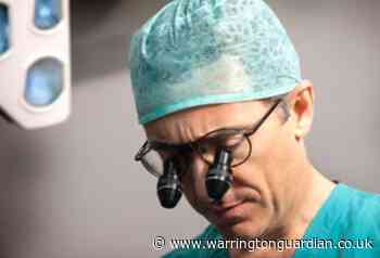 Warrington surgeon carries out virtual reality surgery on ITV's Loose Women