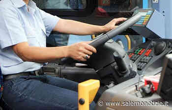 Salerno: tenta di aggredire autista di un bus, paura sulla Linea 22 - Salernonotizie.it