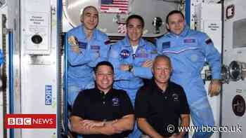 SpaceX Nasa Mission: Astronauts welcomed to the space station