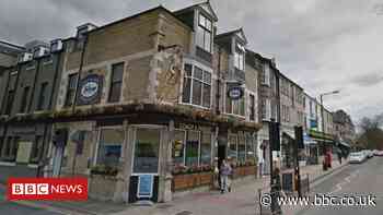 Coronavirus: Harrogate pub warned about roadside tables