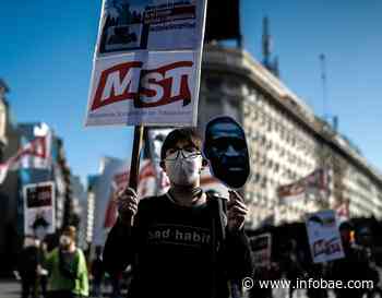Manifestantes marchan en Buenos Aires por la muerte de George Floyd en EE.UU. - infobae