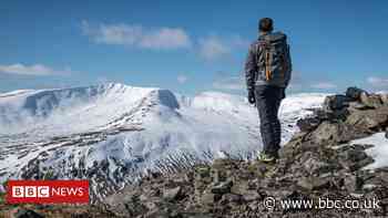 Patience plea over return to Scotland's mountains - BBC News