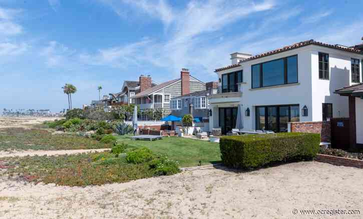 Newport Beach homeowners fined $1.7 million for illegal yards on beach