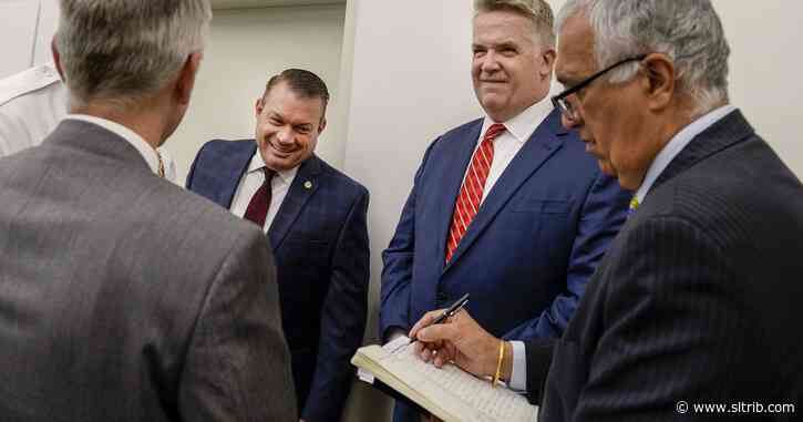 President Trump calls U.S. attorney for Utah a ‘garbage disposal unit’ for closing Hillary Clinton probe