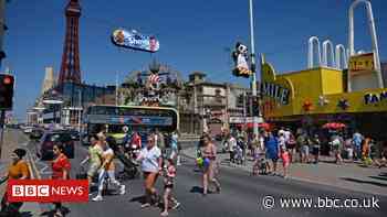 Coronavirus: Council rejects call to close Blackpool to visitors