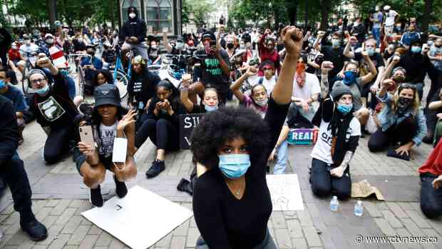 American streets calmest in days; police credit curfews