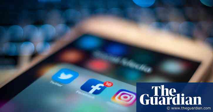 Embarrassing teenage posts on Facebook? Now you can delete them