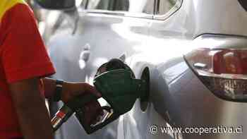 Precio de los combustibles registrará nueva baja a partir de este jueves