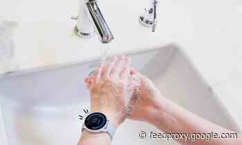 Samsung Galaxy Watch gets a hand washing app
