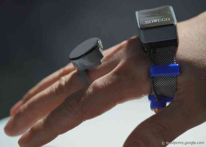 Wepoint wearable controller with electromagnetic field-based gesture recognition