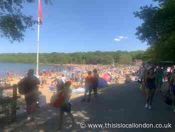 Trespassers jump fence to get into closed Ruislip Lido