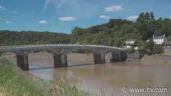 The Welsh border town stuck between two very different lockdowns - ITV News