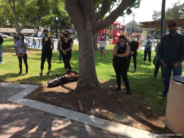 Dozens in Tustin protest the death of George Floyd