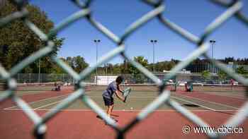 Tennis courts reopen in Sask., with restrictions in place to prevent COVID-19 spread