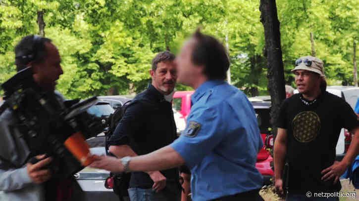 Video: Berliner Justizbeamter behindert ZDF-Dreh bei Prozess gegen einen Rechtsextremisten