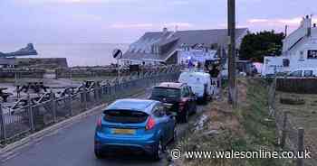 Drivers blocking in residents at beach village where car parks are closed