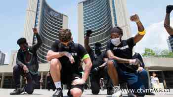 Trudeau takes a knee at anti-racism demonstration