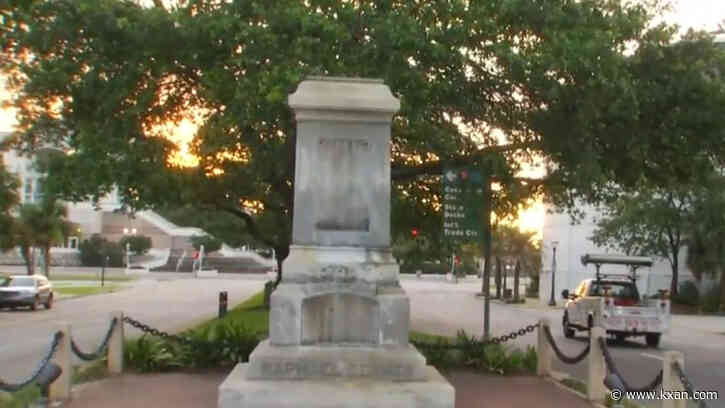 Alabama city removes Confederate statue without notice