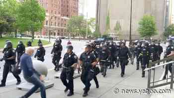 Buffalo police riot squad quit to back officers who shoved man