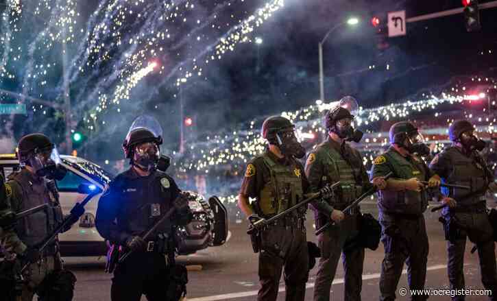 Santa Ana orders another curfew Saturday, to begin two hours after planned protest