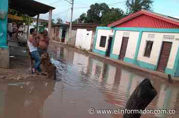 En lagunas han quedado convertidas las calles de Sitionuevo por las lluvias - El Informador - Santa Marta