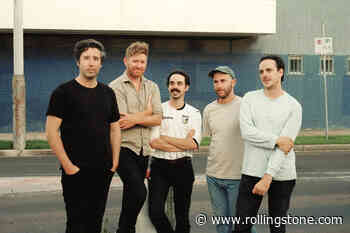 Rolling Blackouts Coastal Fever Deliver Summer Romance on ‘Sideways to New Italy’