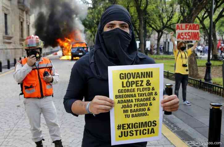 Police arrested in Mexico after riots over man's death