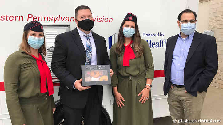 Salvation Army And Oakmont Bakery Provide Donuts To Healthcare Workers And Patients At VA Hospital
