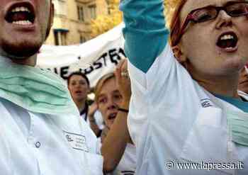 'Non siamo eroi': a Modena lunedì infermieri in piazza Grande - La Pressa
