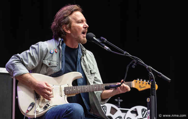 Pearl Jam share uncensored version of ‘Jeremy’ music video