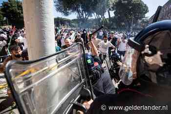 Politie en pers aangevallen op extreem-rechtse demonstratie in Rome