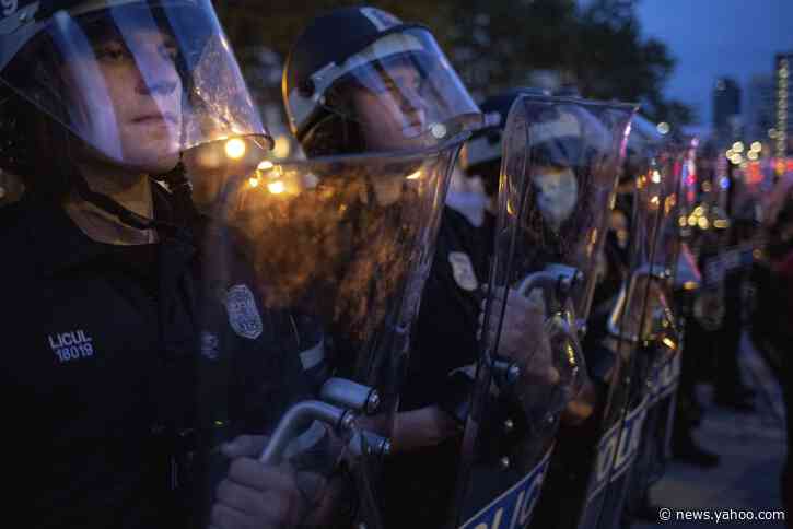 'Kettling' of Peaceful Protesters Shows Aggressive Shift by New York Police