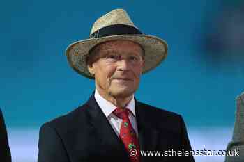 Sir Geoffrey Boycott confirms departure from BBC's Test Match Special - St Helens Star