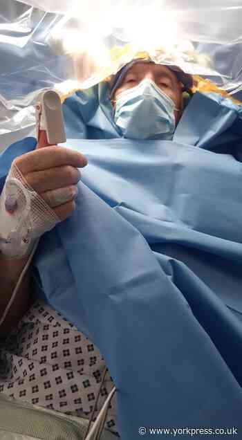 Man sent selfies to his wife - while he was having  brain surgery