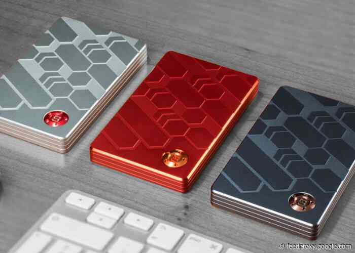 Build your perfect wallet with the Zeus modular wallet, tracker, RFID and more