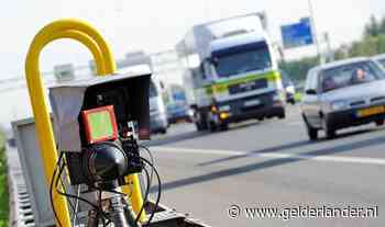 Man rijdt 224 kilometer op A59, rijbewijs ingevorderd