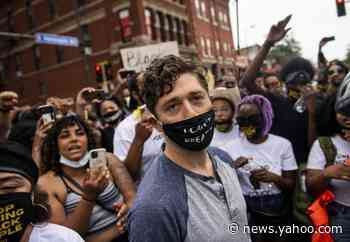 ‘Shame!’: Minneapolis mayor booed out of protest for refusing to commit to abolish police