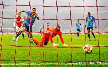 Van der Sar: Toppers en streekderby's pas na winterstop