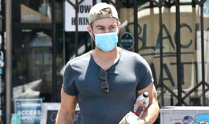 Chace Crawford Picks Up Smoothies in a Tight Tee