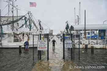 Tropical Storm Cristobal path moving closer to Gulf Coast; landfall expected today