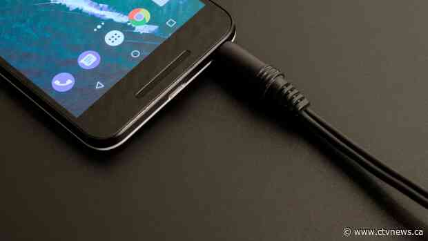 Doctors remove cell phone charging cable from man's urinary bladder