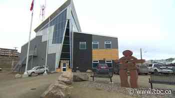 Inuit women in Nunavut suffer 'unnecessary violence,' racism from RCMP, legal aid board says