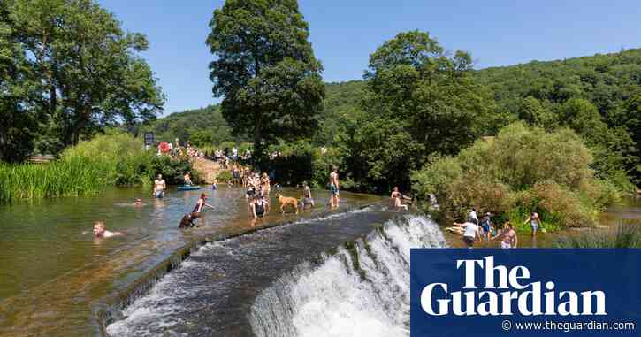 Only two-thirds of UK bathing waters rated excellent in EU survey