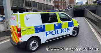 Major city centre tunnel closed due to lorry crash